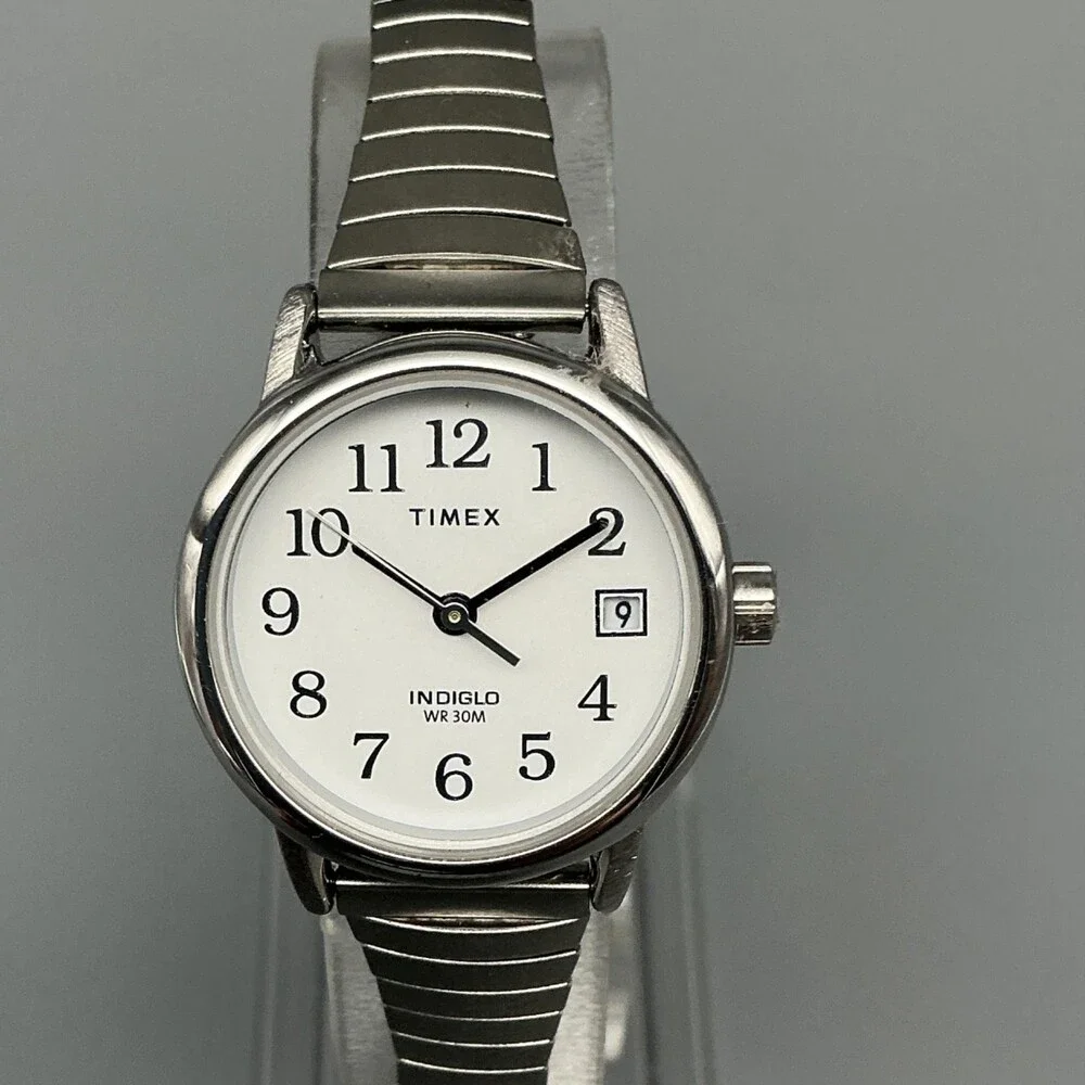 Timex Easy Reader Indiglo Womens Watch 25mm Silver Tone TW2U92400 New Battery